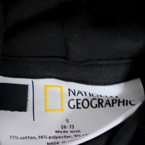 Kids National Geographic Hoodie - Picture 3 of 9